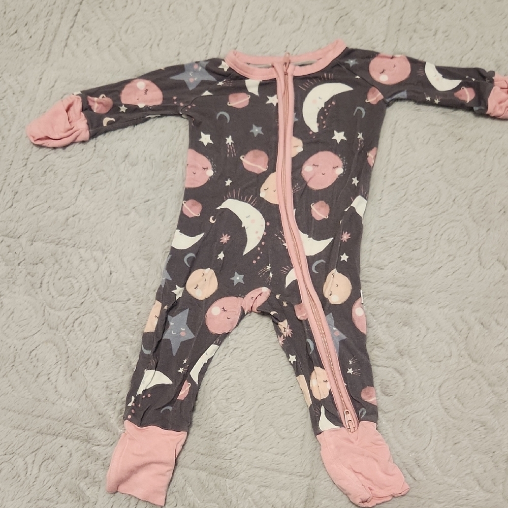 Little Sleepies To The Moon And Back Nb